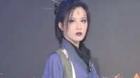 知名主持人COS《黑神话》四妹 蜘蛛精化身新闻主播