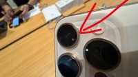 果粉吐槽iPhone 16品控太差：划痕掉漆、摄像头进灰