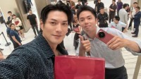 演员严屹宽首批入手华为Mate XT：见证了历史性时刻
