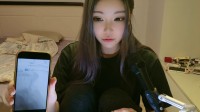 疑似孙亚龙前妻直播：晒医检报告 还在群里谈离婚原因