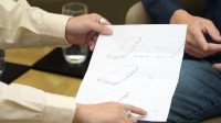 华为李小龙称九年前就有三折屏想法：珍贵手稿放出