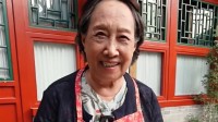 82岁正是闯的年纪 《家有儿女》姥姥转型美食博主  