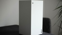 Xbox新机型今日正式发售 登上亚马逊畅销榜前五！