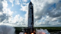 马斯克：SpaceX明年挑战捕获星舰上下两级