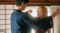 《更衣人偶》剧集关键场景遭审查 女主比基尼没了!