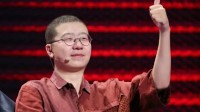 李诞被网友问黄磊做饭好吃与否：这事过不去了是吗？