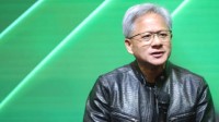 英伟达CEO黄仁勋:AI可能比人类强1000倍但无法取代人