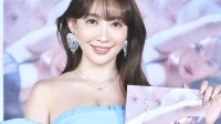 日本女星小岛阳菜被42岁粉丝袭击 犯人被当场逮捕