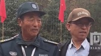 小西天网红保安哽咽谈辞职原因：辜负了大家热情