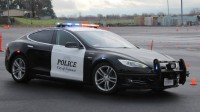 加州警局吐槽特斯拉：仅能押送一名囚犯、安全性不够
