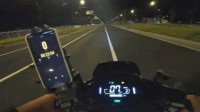 男子花2万改装电动自行车 逆行飙到时速150km