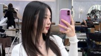 《剑星》体模小姐姐晒日常：做头发拍美照 轻松惬意