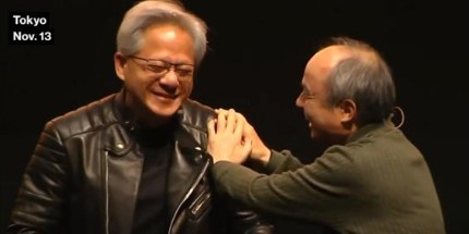 后悔抛售英伟达股票：孙正义抱着黄仁勋“痛哭”