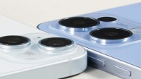 OPPO Reno13真机局部实拍图:冷雕玻璃 无缝一体成型