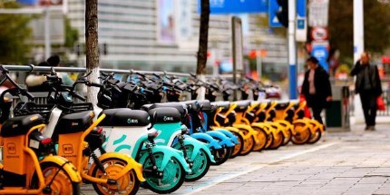 景区共享电动车被吐槽是价格刺客：20分钟收费9.9元 