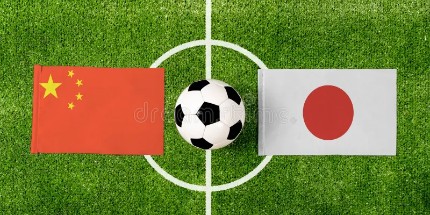 黄健翔质疑国足丢角球：练没练 怎么练的？