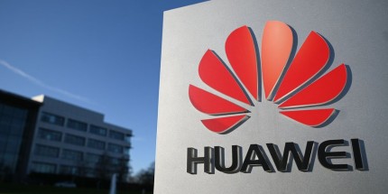 实属火爆！华为Mate 70系列预约人数近310万