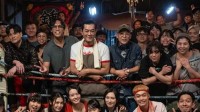 古天乐主演贺岁片《临时决斗》杀青：晒剧场大合照