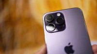 iPhone 14充电自燃女子被烧伤 苹果：符合国家3C认证