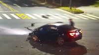 卧龙凤雏！两车相撞竟是无证驾驶遇酒驾：三人被罚