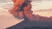 日本樱岛火山爆炸性喷发 灰柱高达3400米