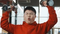 Uzi年终总结视频公布!跑马拉松打黑神话直播样样在行