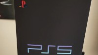 几乎以假乱真！高玩自制PS2风格PS5主机：质感太帅