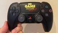 吉田修平晒离职礼物：PS5专属手柄、精品洋酒