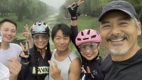 周润发跑友圈添新成员 王宝强坚持跑步数月减重30斤