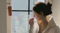 演员赵露思晒休养日常登热搜!曾表示患抑郁症