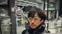 小岛秀夫晒开发DS2日常：手拿仙女棒 眼镜公主风