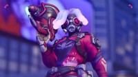 玩家怒喊退钱!《OW2》新皮肤上架不到一天就免费送