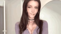高衩礼服遮挡恰到好处 40岁阿姨有什么可看的动态图