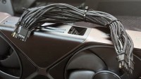 RTX 5090出现电源线熔化事件！第三方线缆或成原罪