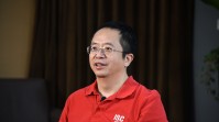 周鸿祎称打工混日子是最糟糕的选择：会变成社会底层