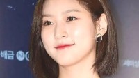 韩国25岁女星家中去世 熟人曝身体不好曾精神崩溃
