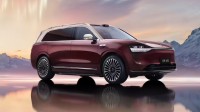 鸿蒙智行问界M9汽车2025款本月上市：金瑞红新色