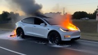 恶意破坏事件频发！特斯拉车主正以创纪录水平换车