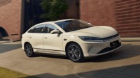 半价特斯拉Model 3国产平替！比亚迪秦L EV上市