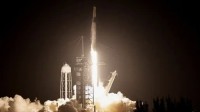 SpaceX完成首次极地轨道载人发射：将在太空种蘑菇