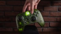 八位堂全新翡翠绿手柄：致敬Xbox《光环》特别版！