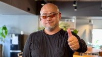 战神比鬼泣好？神谷英树怒怼玩家：你只会“喷粪”！