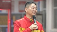 刘强东吃火锅讲话全文 20年前给快递员上五险一金