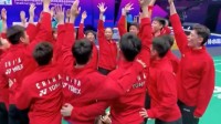 国羽加油口号是DeepSeek想的：科技助力团队士气！