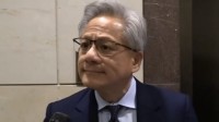 黄仁勋对华为又敬又怕！直言其是最强大科技公司之一