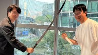 剑星金亨泰拜访多个国游工作室引热议：亚洲游戏崛起!