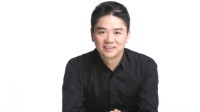 刘强东为母校打造智慧快递服务 京东机器人配送到门