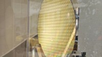 小米科技园展示玄戒O1晶圆：11年自研心血凝结