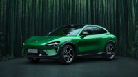 定位豪华高性能SUV！雷军称YU7是为时代精英打造的