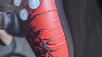 玩家PS5手柄变成奇怪的形状!没想到完美契合毒液主题